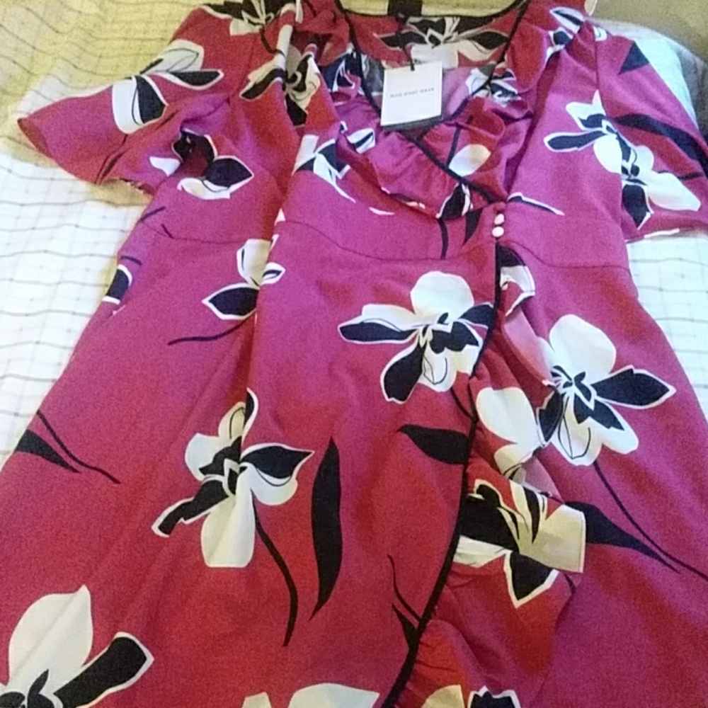 WHO WHAT WEAR dress